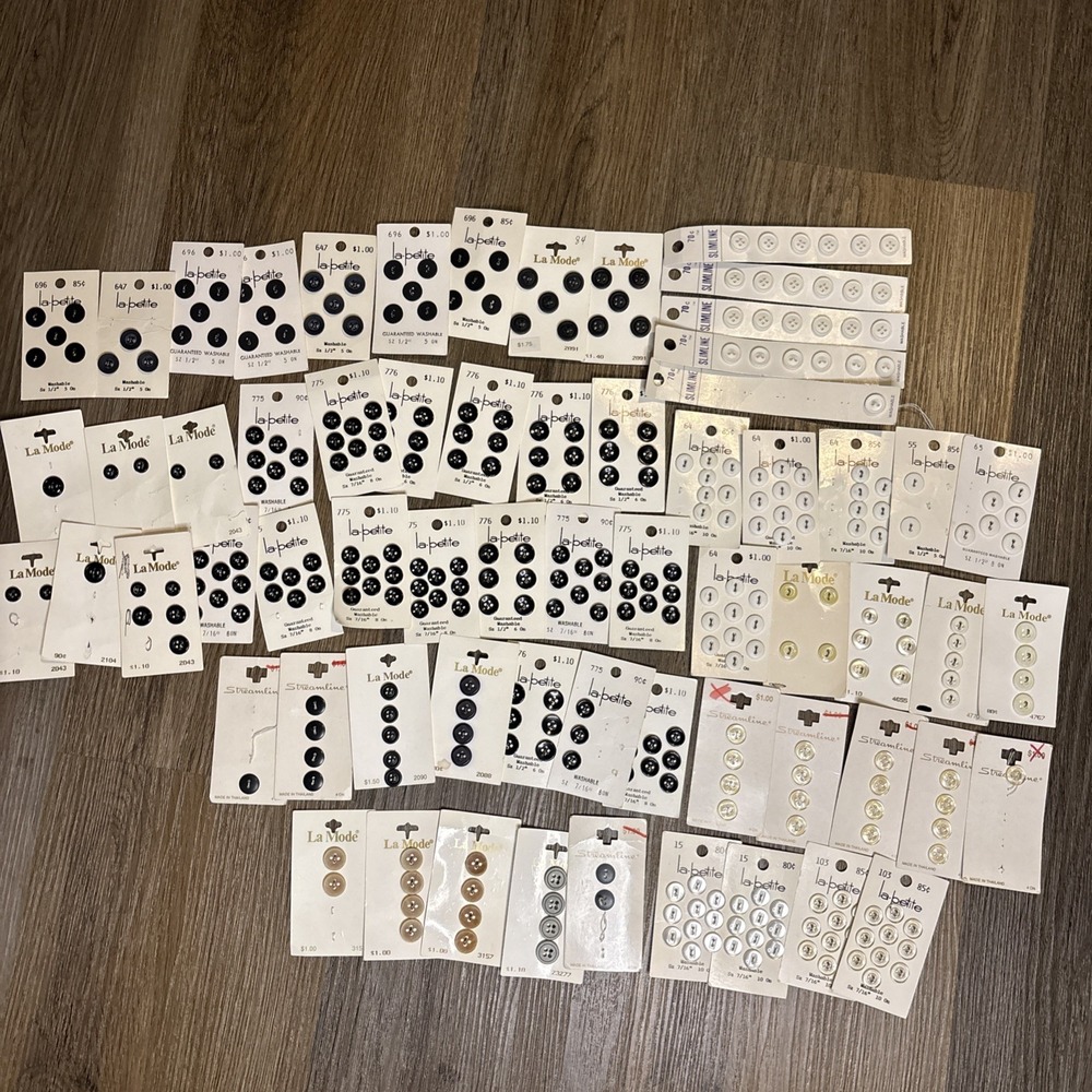 Vintage Buttons On Cards Lot 300+ Streamline La Mode La Petite Black White Clear